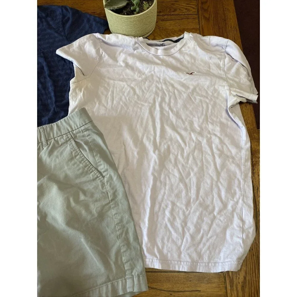 𝅺marc Anthony Mens 30 Chino Shorts Gray Flat ONavy Shirt, Hollister-M